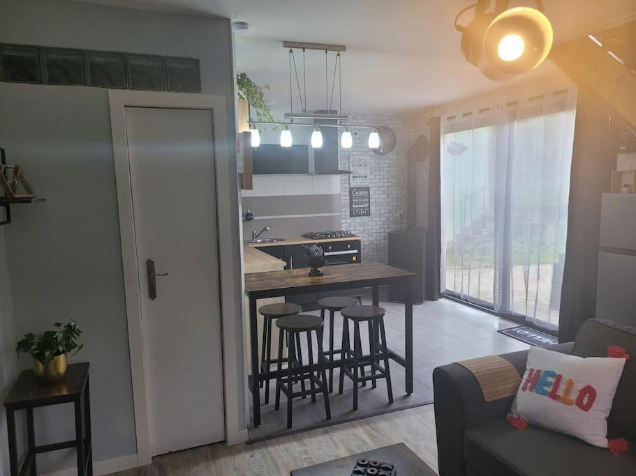 Petite Maison Cosy En Duplex Eguelshardt Zewnętrze zdjęcie
